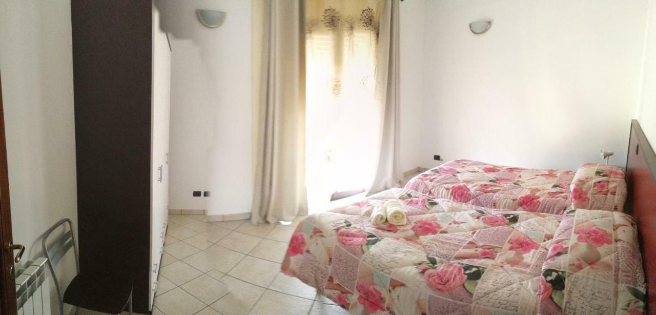 Mussilimbrosu Apartment Tortoli Bagian luar foto